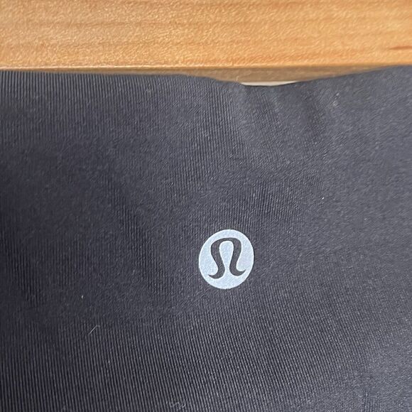 Lululemon Train Times Crop 17” Heathered Black Womens 4 Cropped Leggings - Picture 7 of 8